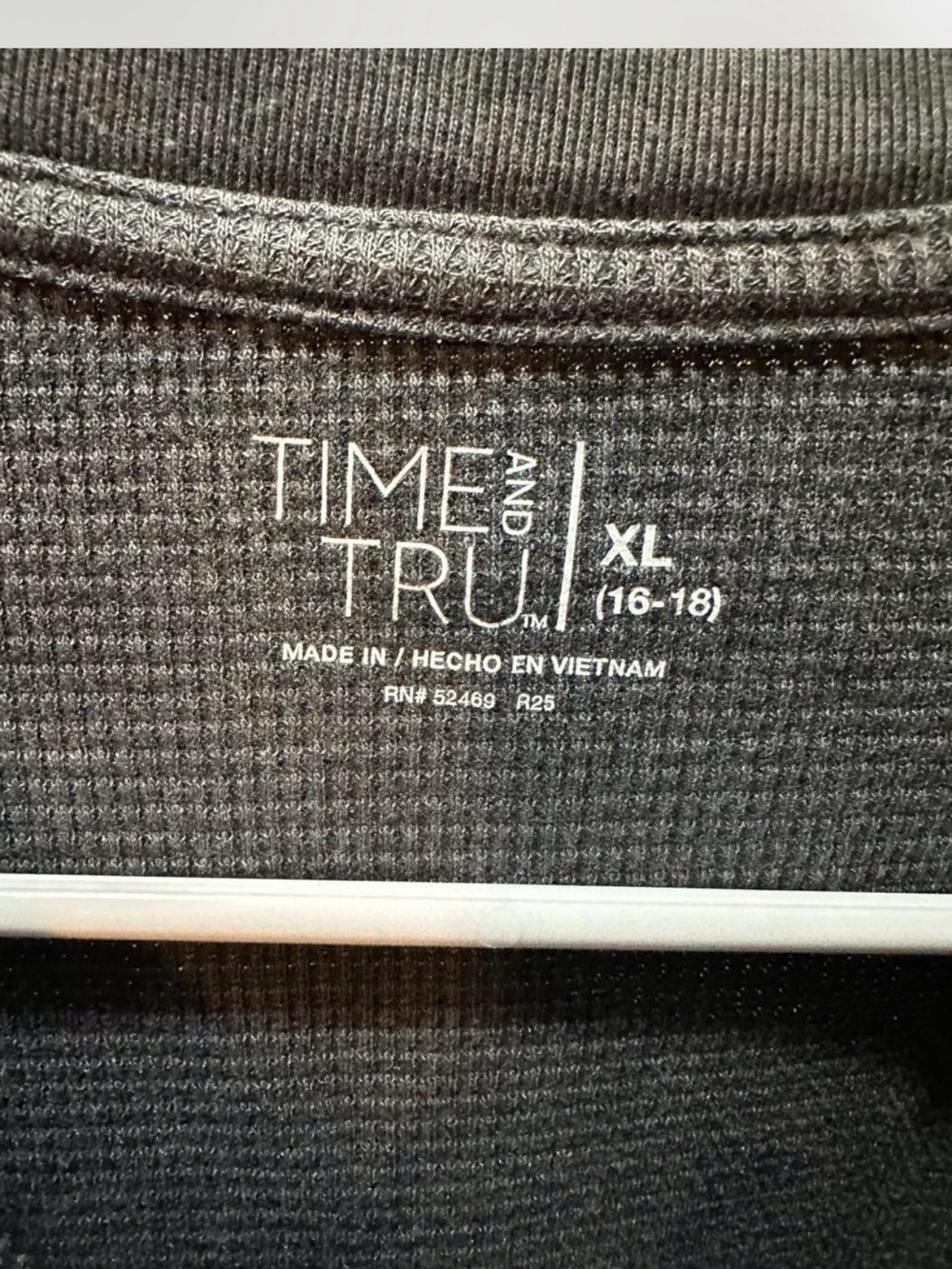 Time and Tru Men's Waffle-Knit Crewneck Sweater in Charcoal